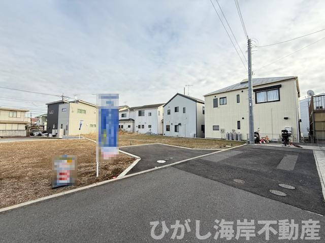 平塚市南原2丁目　売地　全２区画の前面道路含む現地写真|現地外観