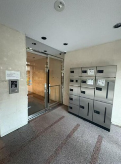 【その他共用部分】 | 不在時にも安心！宅配ボックスがあります！