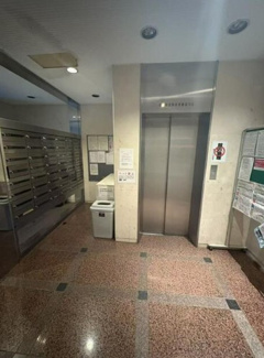 【その他共用部分】 | 勿論エレベーターが備え付けられています。