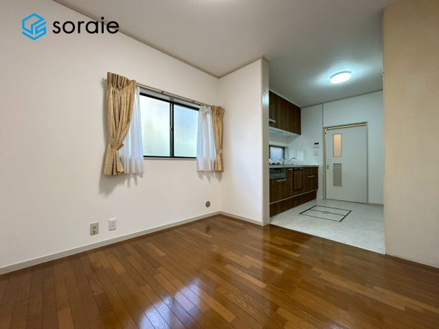 所沢市松が丘2丁目　中古戸建の居間・リビング|1月16日撮影