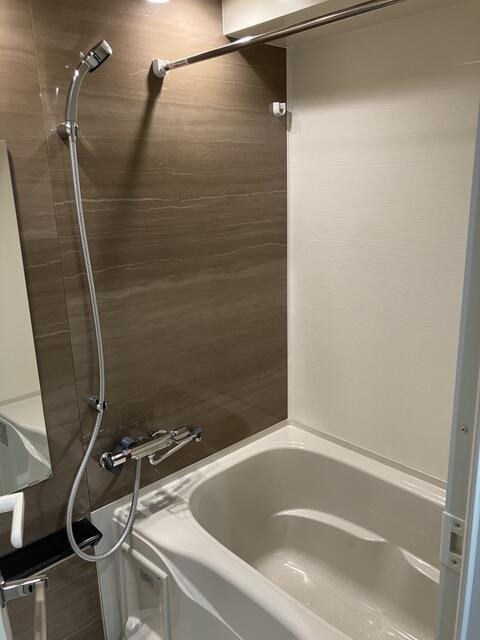 アルティザ五反田の浴室|きれいなお風呂です