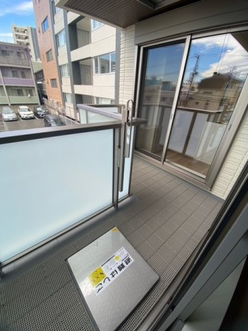 【バルコニー】