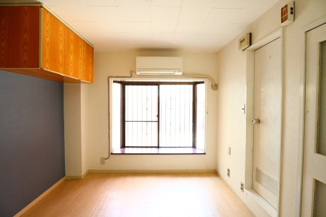 サンコーポ生駒の居間・リビング