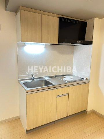 VARIE AKIBA Dueのキッチン