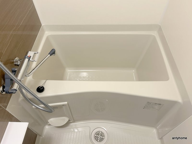 リヴェント難波ウエスト　仲介手数料無料の浴室