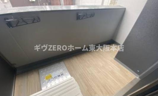 ファステート大阪ベースシティのバルコニー