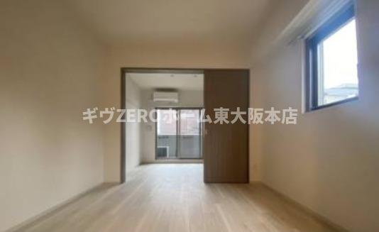 ファステート大阪ベースシティの居間・リビング