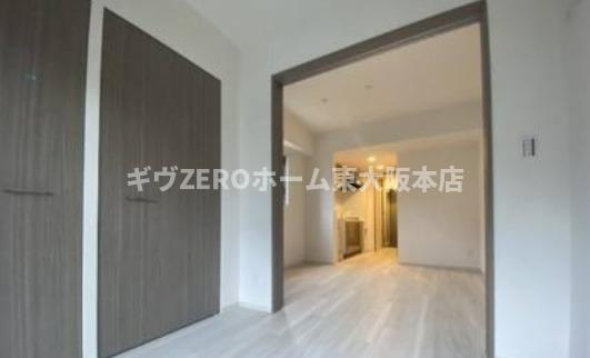 ファステート大阪ベースシティの居間・リビング