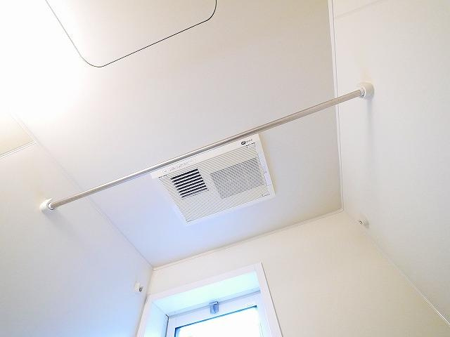 ディアコートⅢの設備|浴室乾燥があります。