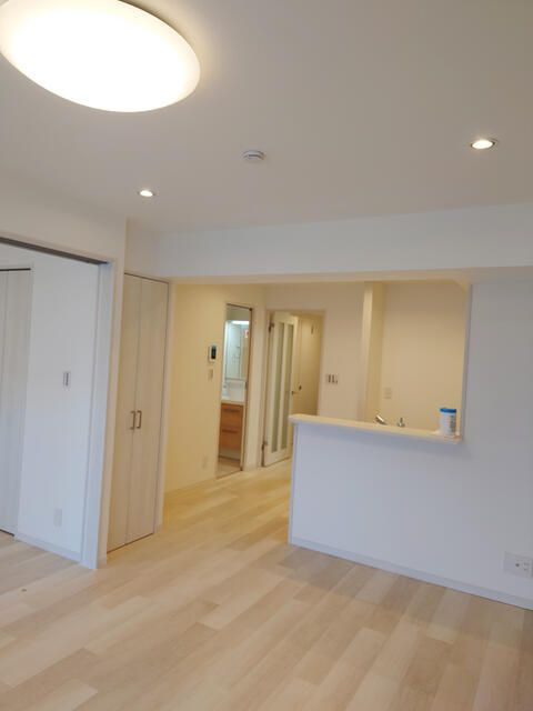 ライオンズマンション白山の洋室