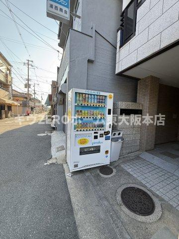 イーストレジデンス永和の駐車場