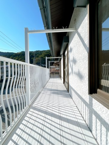 リフォーム済中古戸建　本巣市文殊　昭和59年築のバルコニー