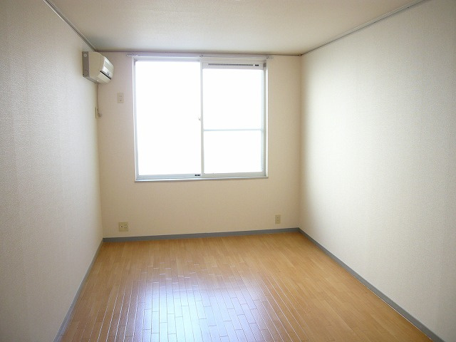 エステートピアＫの居間・リビング|参考写真