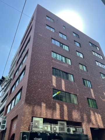 八丁堀共同ビルの外観