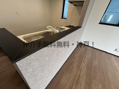 【キッチン】 | 神戸市須磨区北須磨タウン　新築戸建I-4号棟　仲介手数料無料！ | キッチンでお料理をお楽しみください