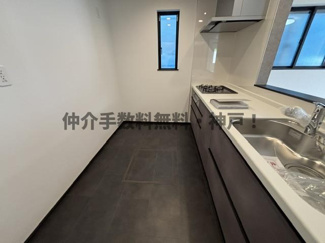【キッチン】 | 神戸市須磨区北須磨タウン　新築戸建I-4号棟　仲介手数料無料！ | お料理しやすいキッチンです