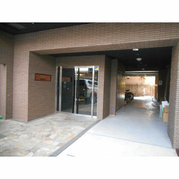 スパシエステージ池袋西のエントランス