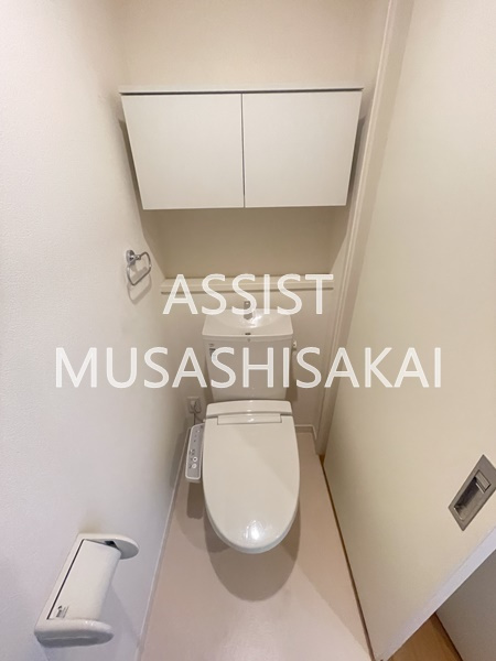 やまふく・吉祥寺のトイレ|写真：設備同仕様の別物件です