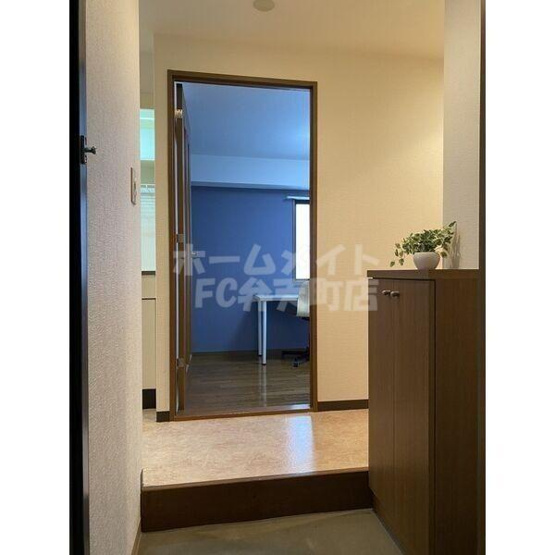 【玄関】 | ROYAL COURT