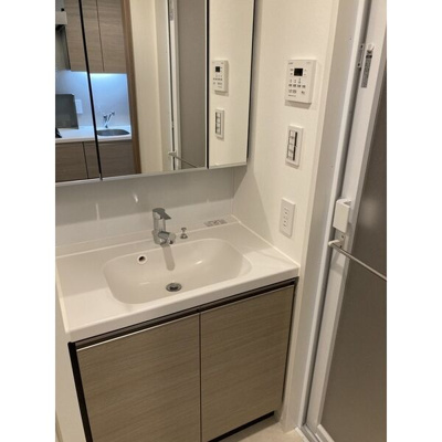 【洗面所】 | ザ・パークハビオ同心 | 洗面所です
