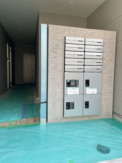 【エントランス】