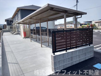 【その他共用部分】 | ラフィネ神辺　A棟 | 屋根付き駐輪場
