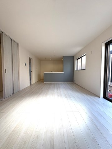 TSUJIDO EAST COAST ― 湘南で選ばれ続ける、辻堂東海岸 ―の居間・リビング