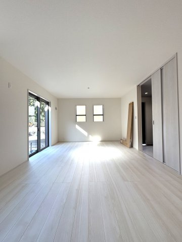 TSUJIDO EAST COAST ― 湘南で選ばれ続ける、辻堂東海岸 ―の居間・リビング