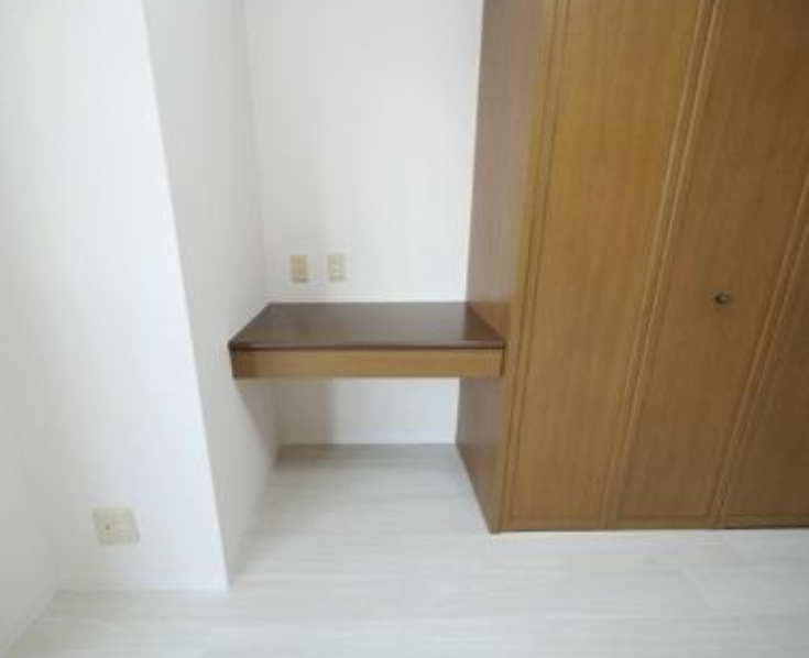 パークモダン新大阪（サムティ新大阪WEST）の洋室