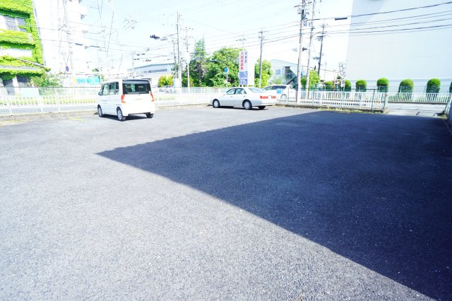 今井荘の駐車場
