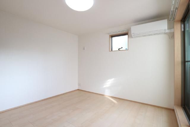 アイルグランの居間・リビング