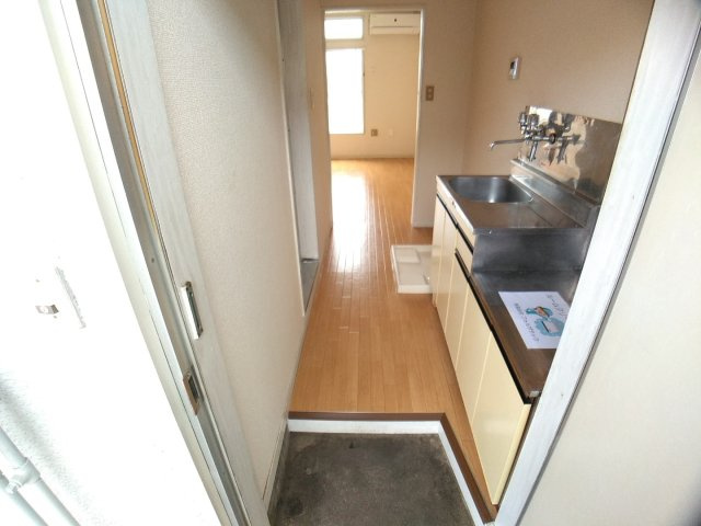 サンコーポの玄関|参考写真