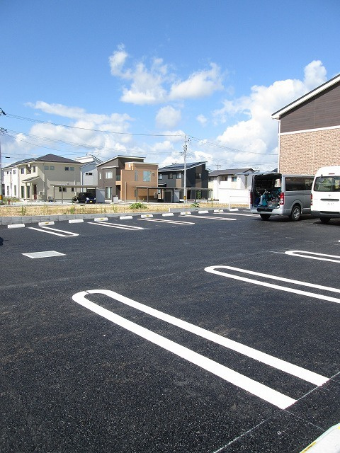 アマーレ　ルオーゴ　Ⅱの駐車場|駐車場