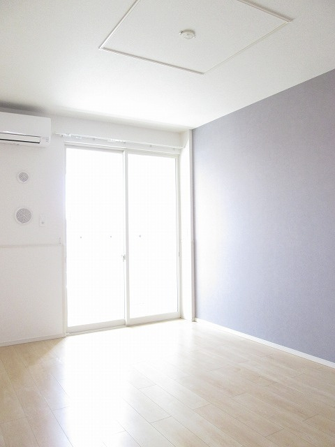 アマーレ　ルオーゴ　Ⅱの居間・リビング|居室・リビング