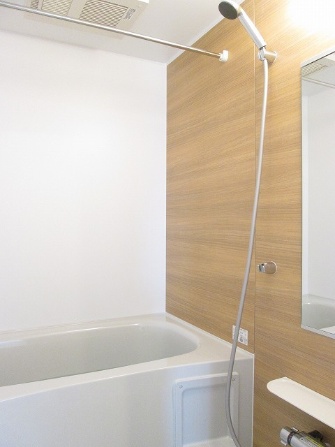 アマーレ　ルオーゴ　Ⅱの浴室|バス