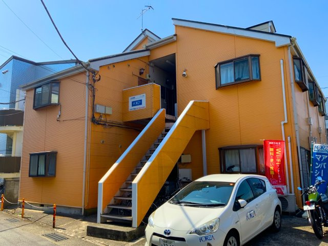 シャルム妻田の外観