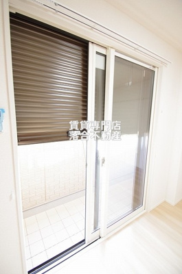 【セキュリティ】 | ヴィクトワール | シャッター付き