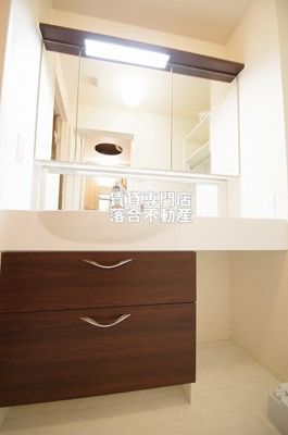 【独立洗面台】 | ヴィクトワール | 使いやすい独立洗面台