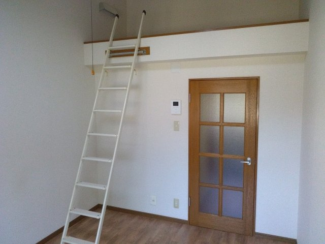 パークヒルアダチの洋室