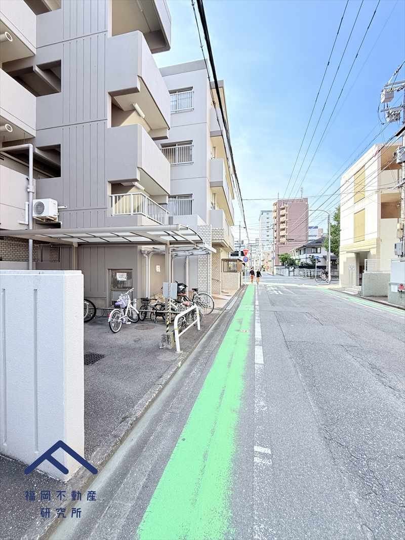 コープ野村白金の周辺