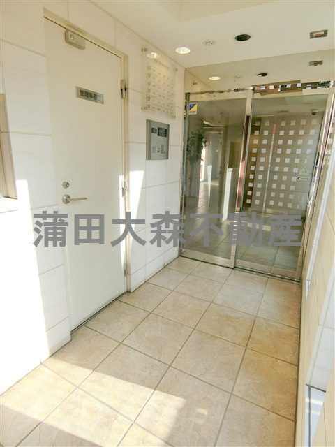 クリオ蒲田Ⅱのエントランス|防犯カメラTVモニター付オートロック宅配BOXメールBOX管理人室