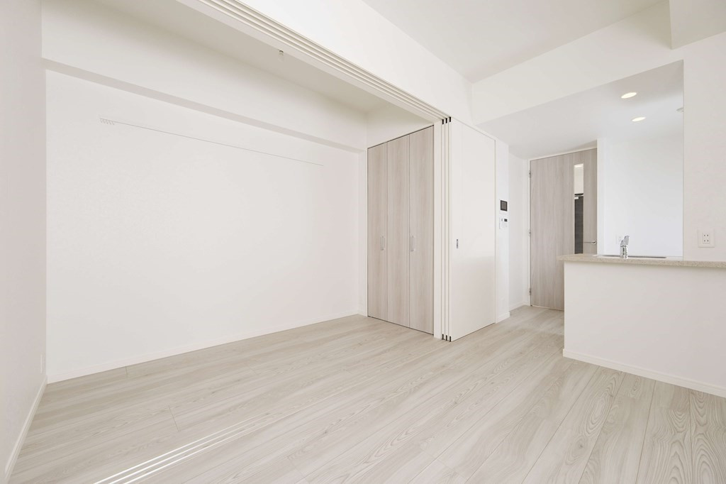 エンクレスト天神南PUREの居間・リビング|ゆったり過ごせるリビングです