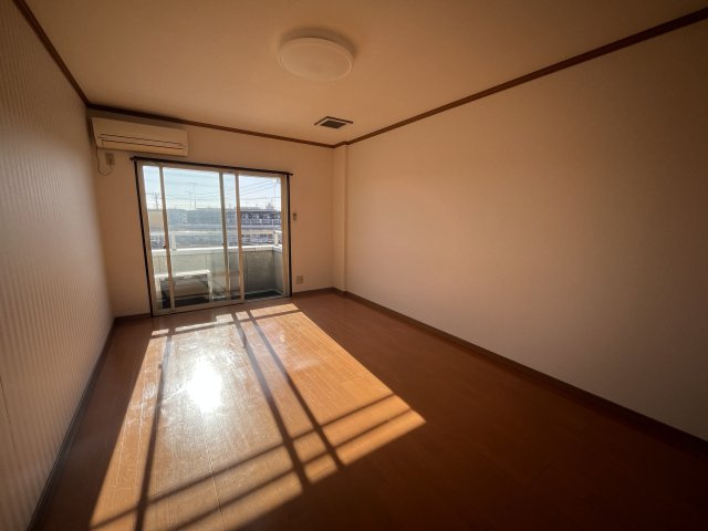 ルナハイツ　Part5の居間・リビング