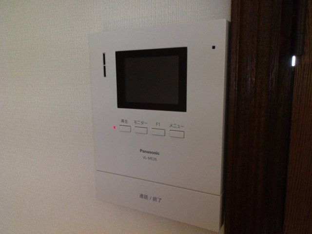 ラッキーハイツのセキュリティ|モニター付きインターホン新設