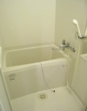 コンフォール阿佐谷の浴室