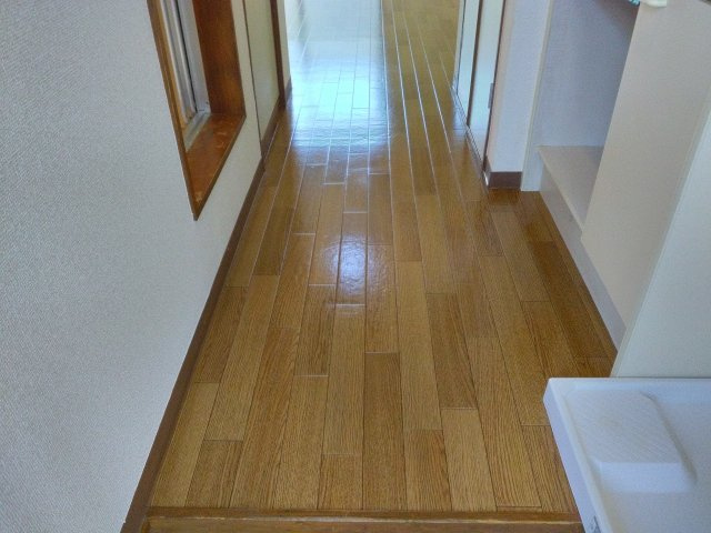 ルミエールミタの玄関
