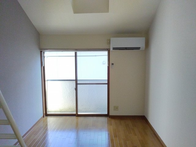 ルミエールミタの居間・リビング|南向きのお部屋です