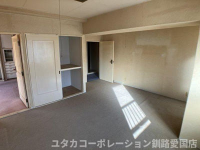 【洋室】 | 浦見ポートビューマンション136号室