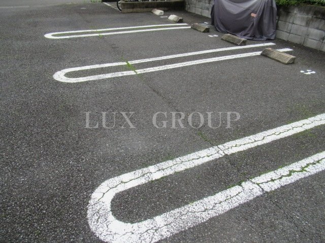 【駐車場】 | ヴィーヴル ローマⅡ