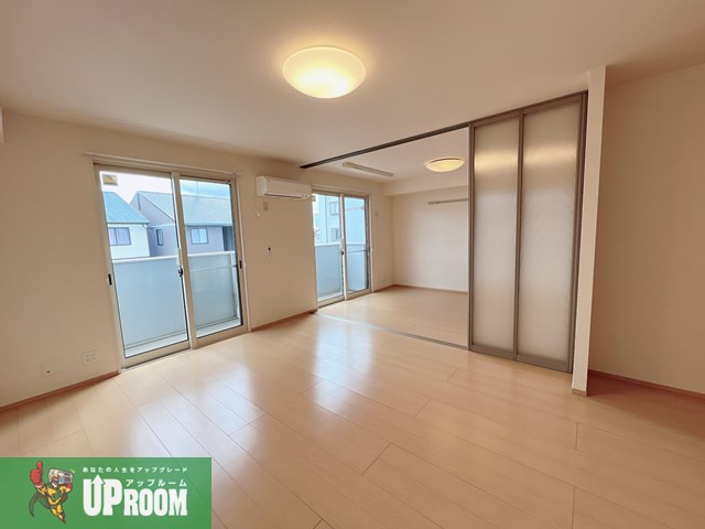 シェリールの居間・リビング